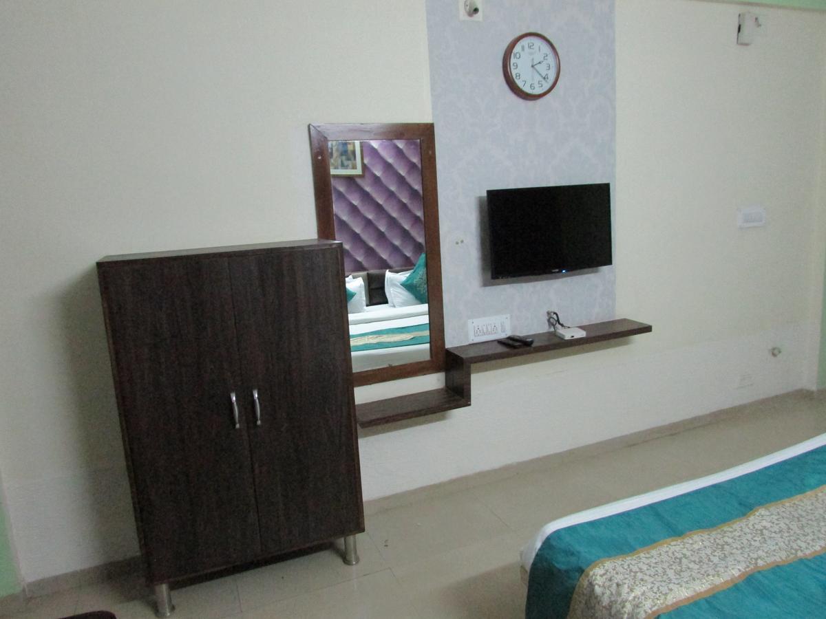 Hotel Neelkanth Residency Γκαντχιναγκάρ Εξωτερικό φωτογραφία