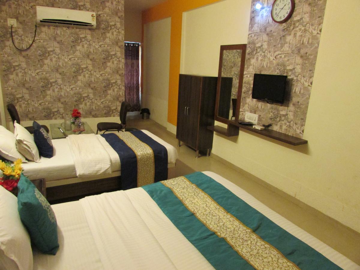 Hotel Neelkanth Residency Γκαντχιναγκάρ Εξωτερικό φωτογραφία